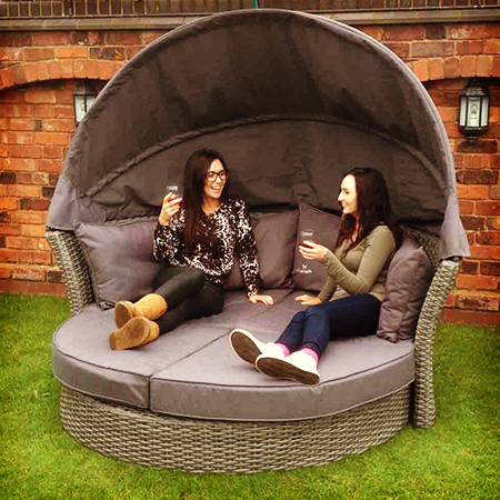 How To Choose Great Garden Furniture - Furniture For Modern Living