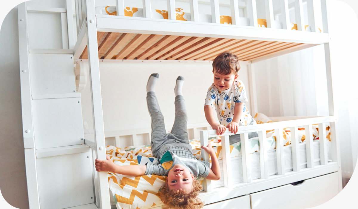 Strengthen Sibling Bonds