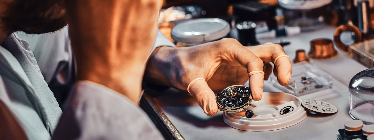 Introduction to Luxury Watch Maintenance