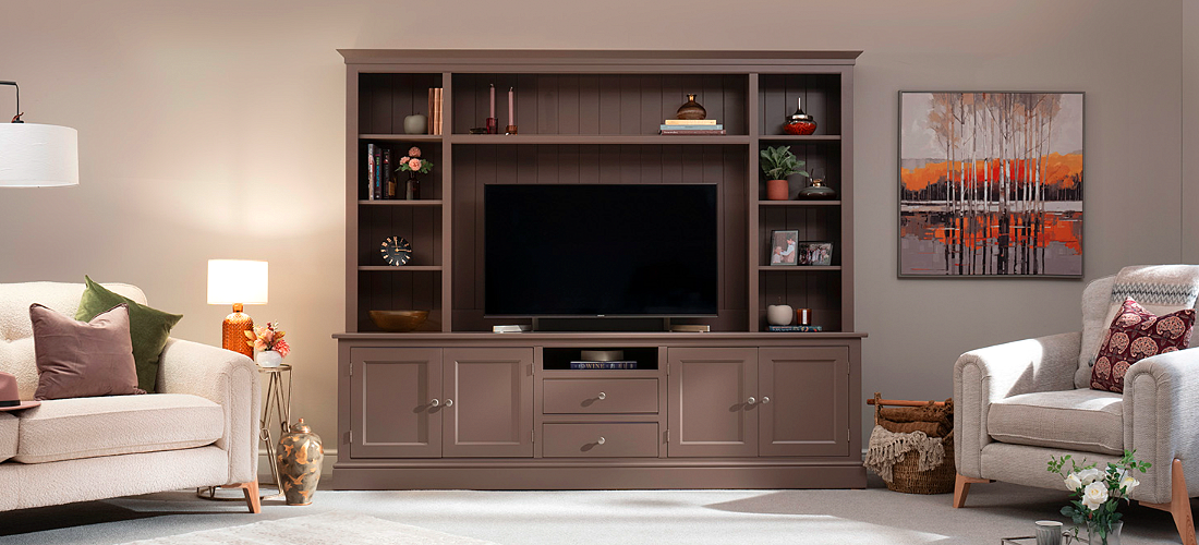 3. Add Warmth with Earthy Tones