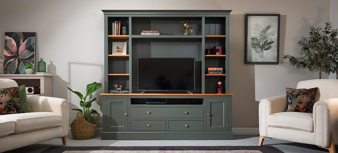 5. Create Balance with Two-Tone Colour Schemes