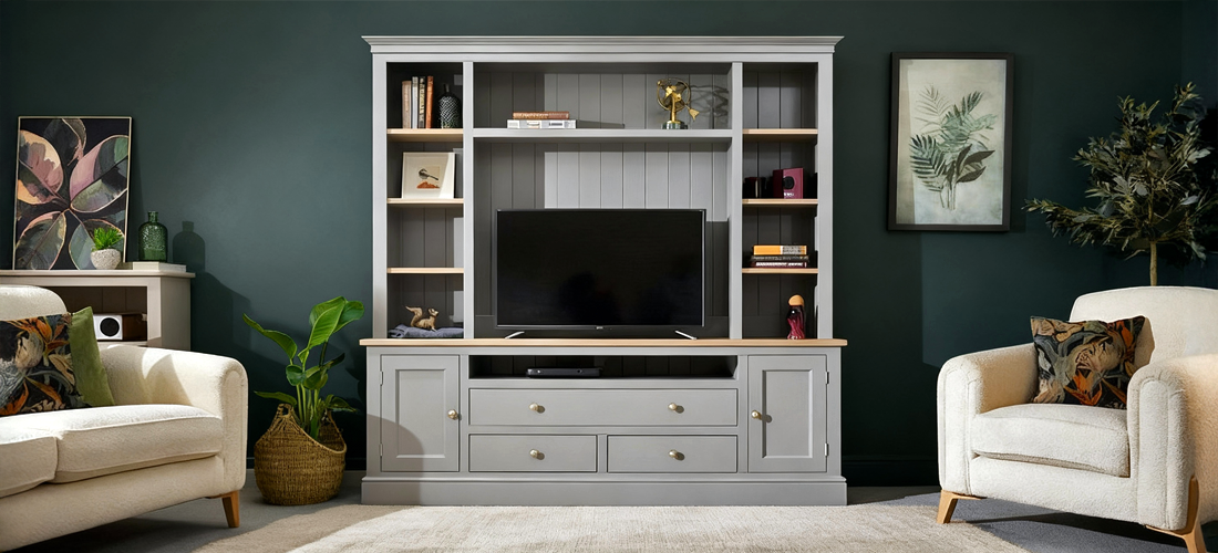 5. Create Balance with Two-Tone Colour Schemes