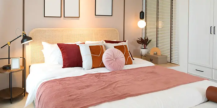 Focus Where It Matters with Task Lighting for Your Bedroom
