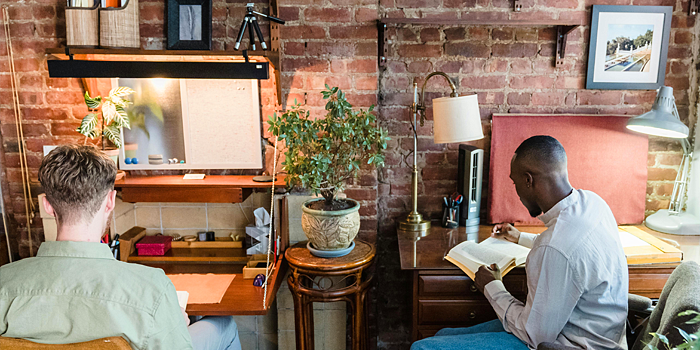Choosing Study Wall Lights