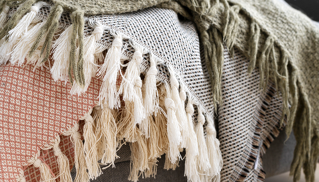 Using Throws for Different Sofa Styles