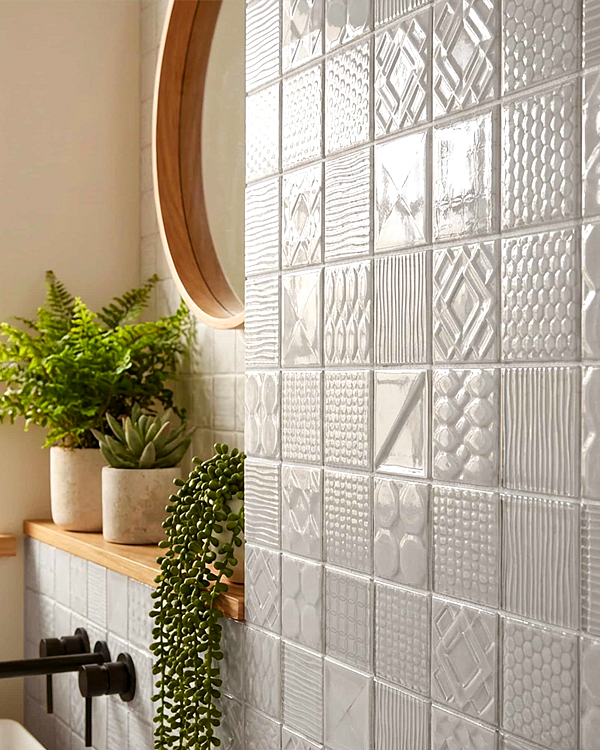 Ceramic mosaic tiles