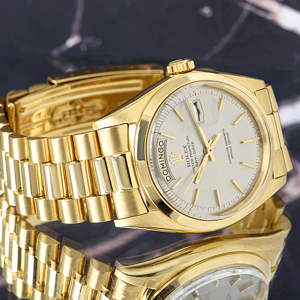 Smooth Bezel