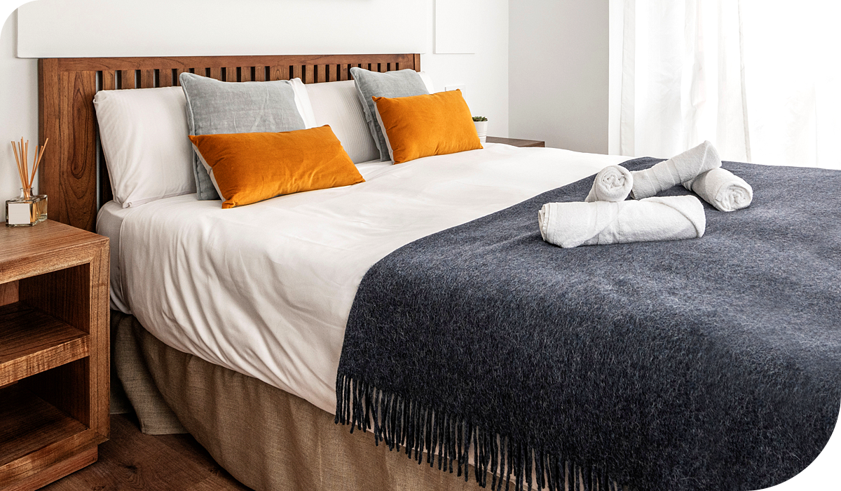 How to Fit a Strutted Headboard