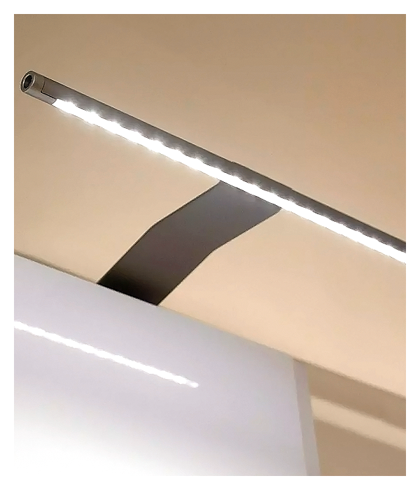overhead cabinet light in natural white light